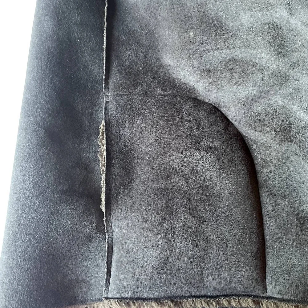 Velvet by Graham & Spencer Gray Faux Suede Sherpa Collar Sleeveless Vest - Picture 5 of 10